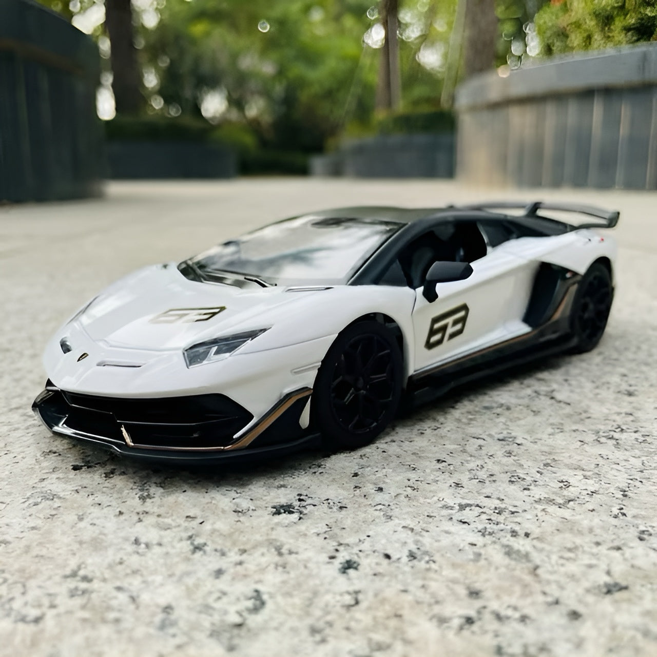 Lamborghini Aventador SVJ 1:24 Model