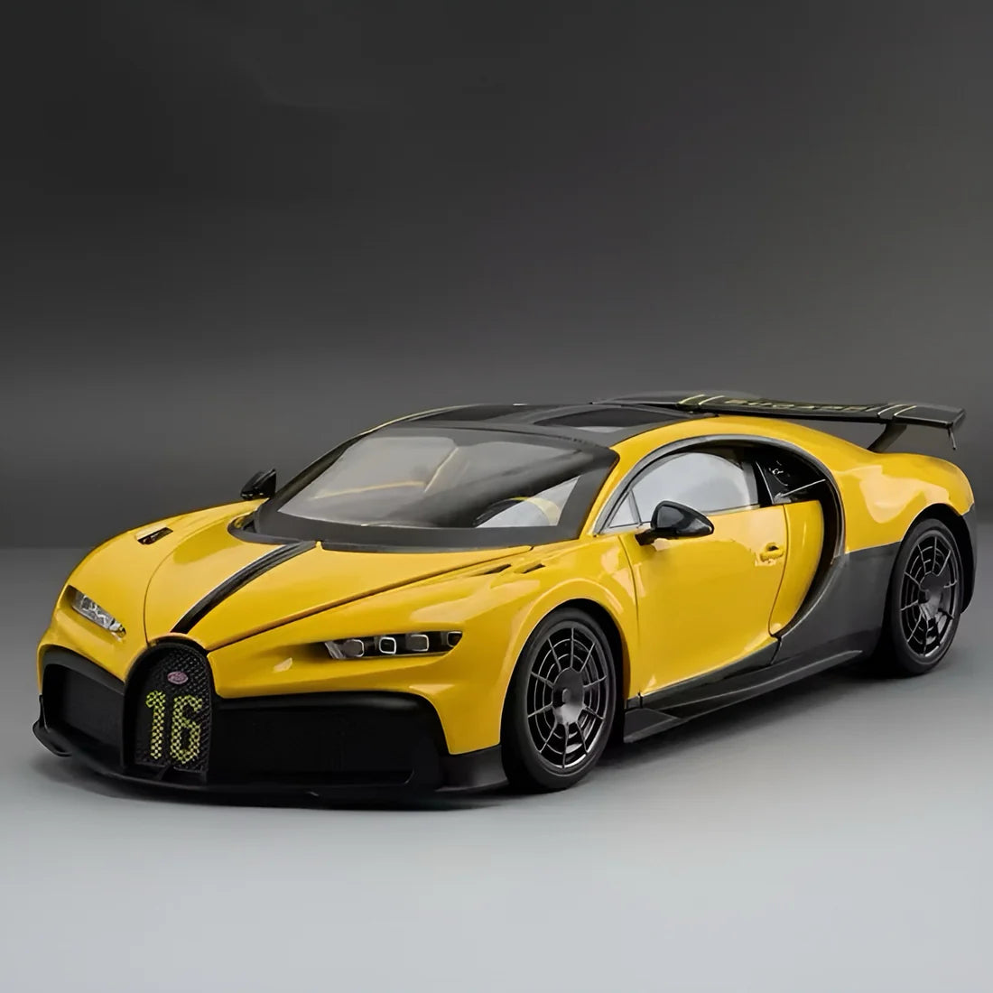 Bugatti Chiron 1:18 model