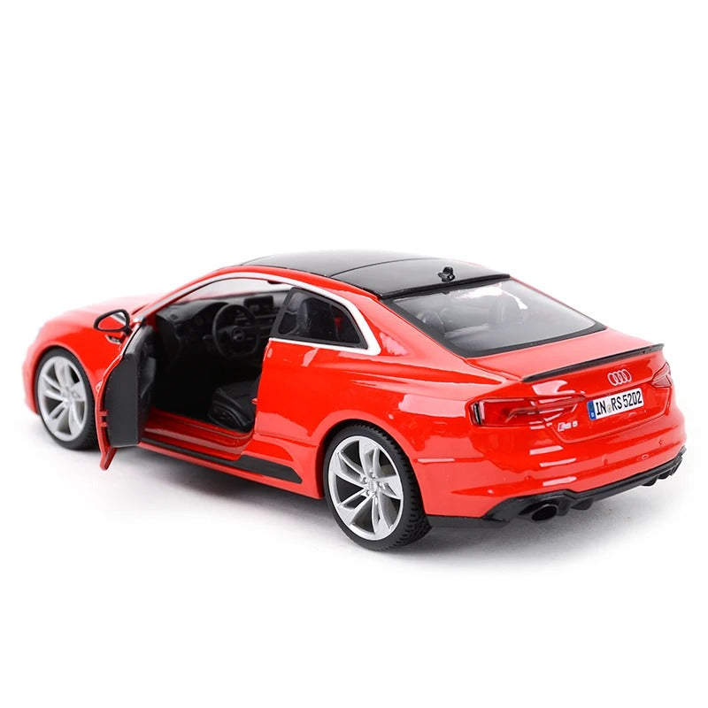 Audi RS5 Coupe 1:24 Model