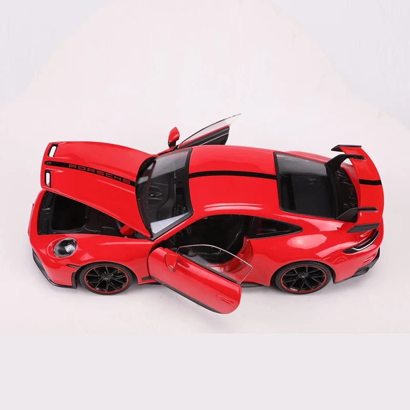 Porsche 992 GT3 1:18 model